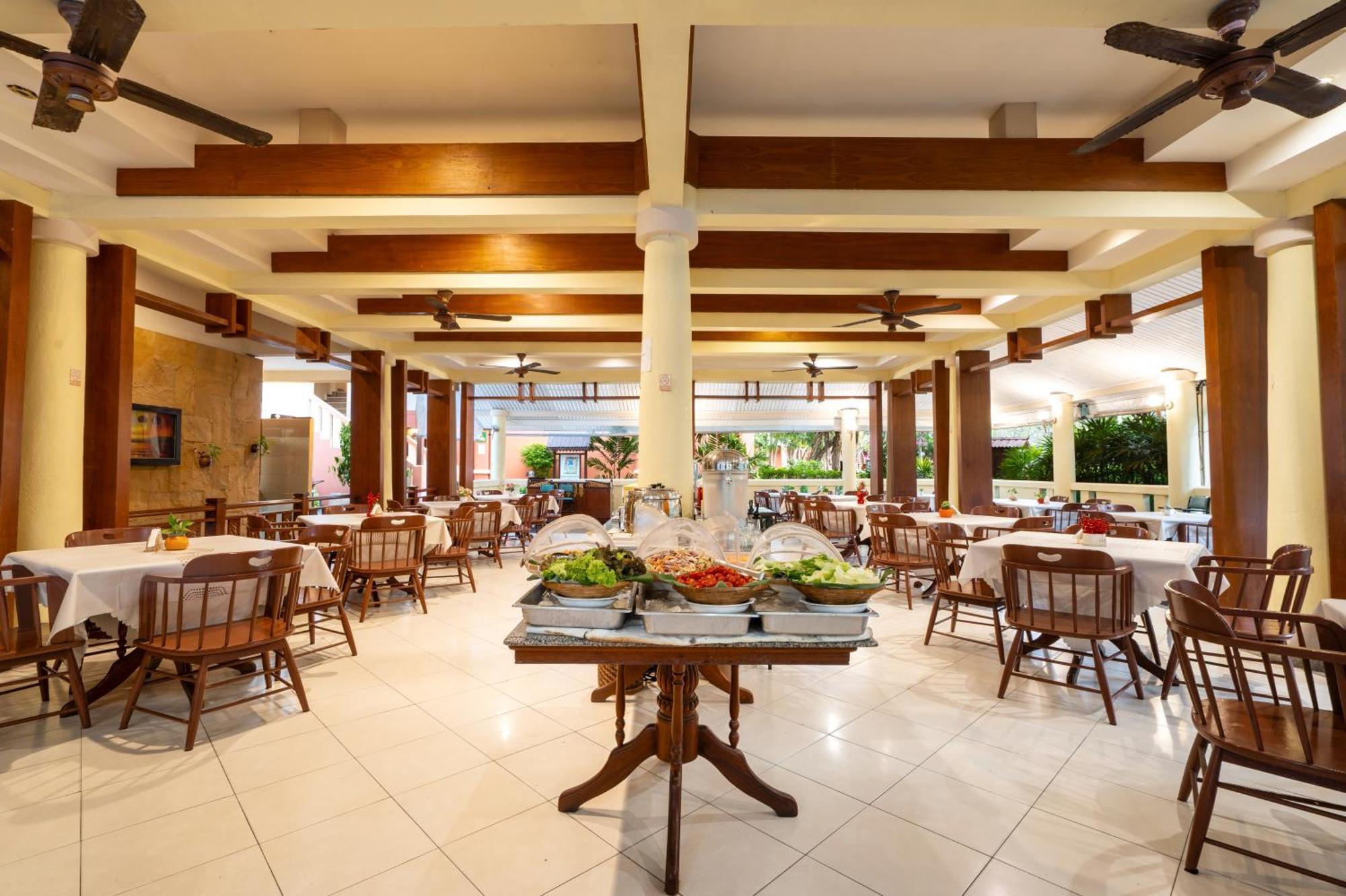 Phuket Leelavadee Hua Ting Resort Patong Buitenkant foto