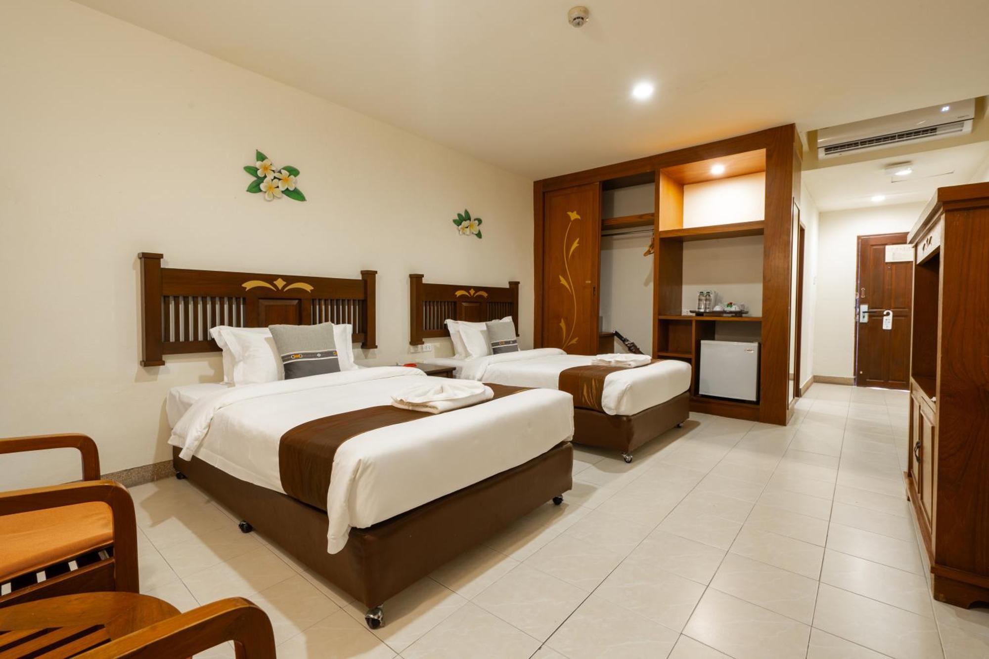 Phuket Leelavadee Hua Ting Resort Patong Buitenkant foto