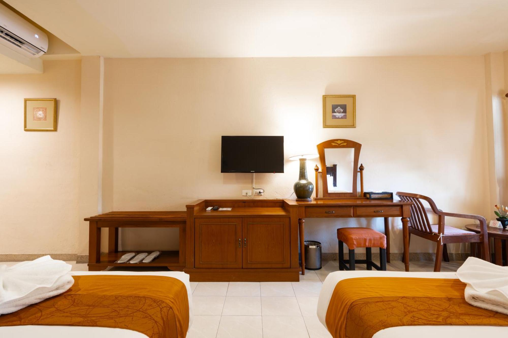 Phuket Leelavadee Hua Ting Resort Patong Buitenkant foto