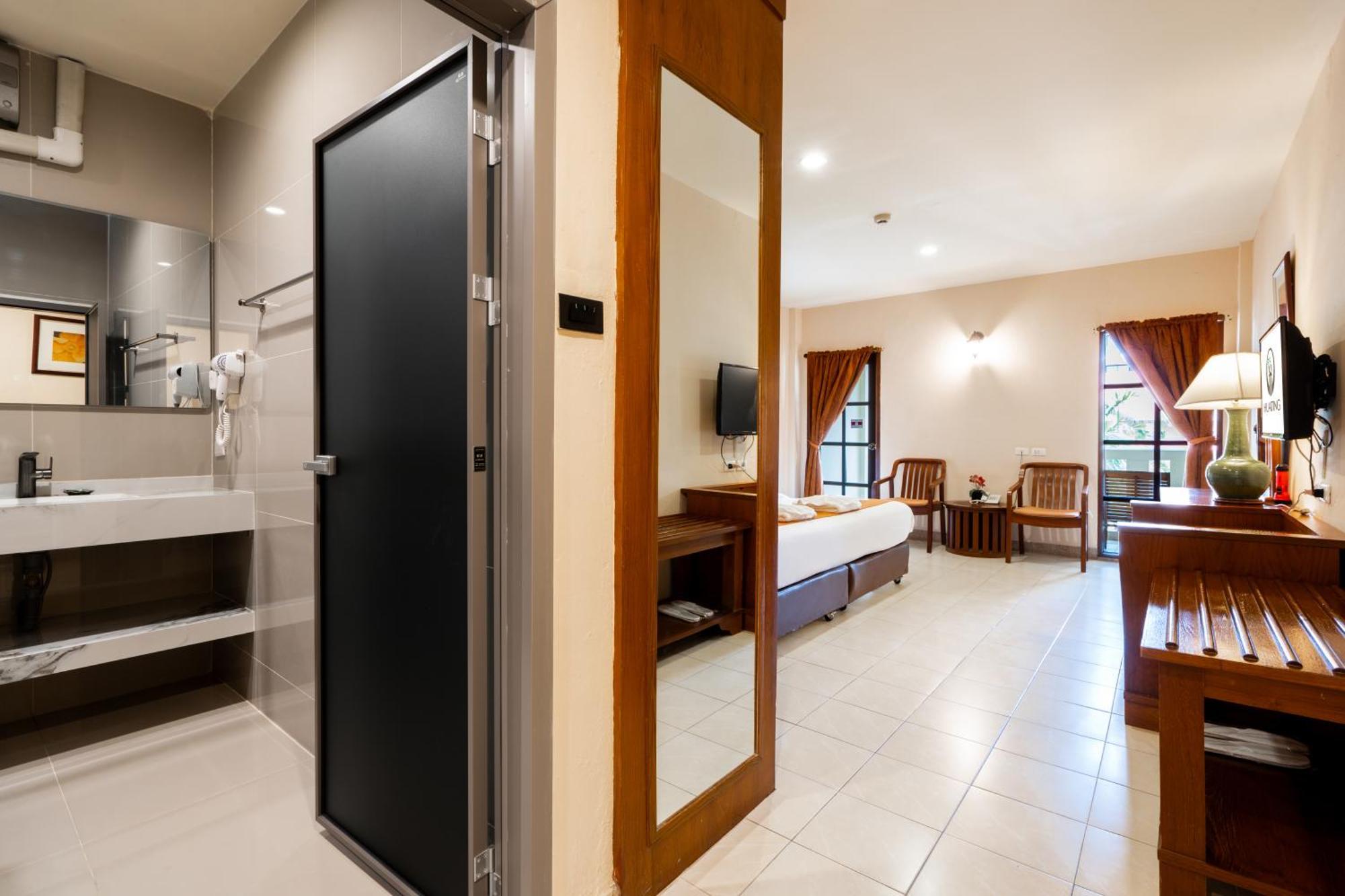 Phuket Leelavadee Hua Ting Resort Patong Buitenkant foto