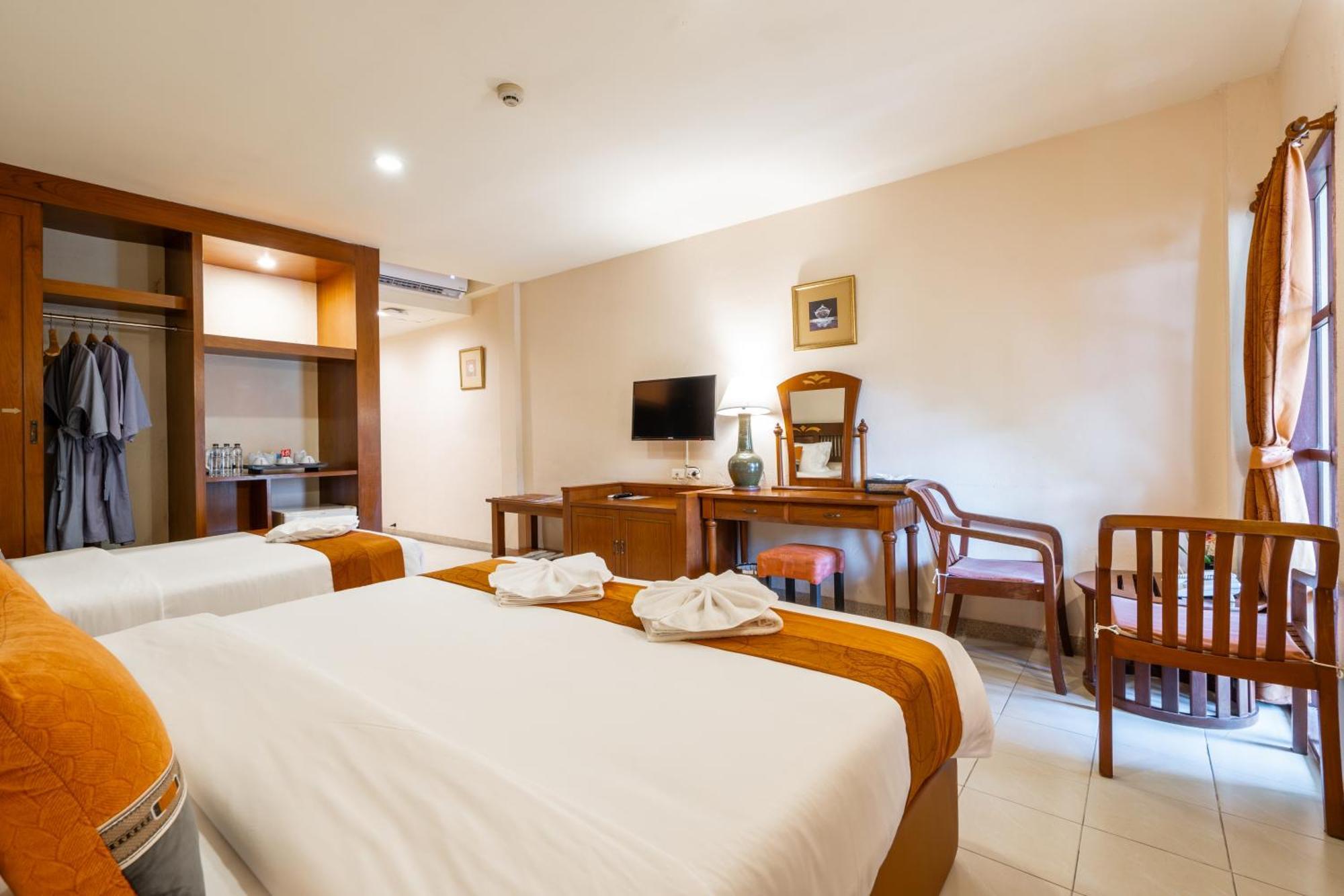 Phuket Leelavadee Hua Ting Resort Patong Buitenkant foto