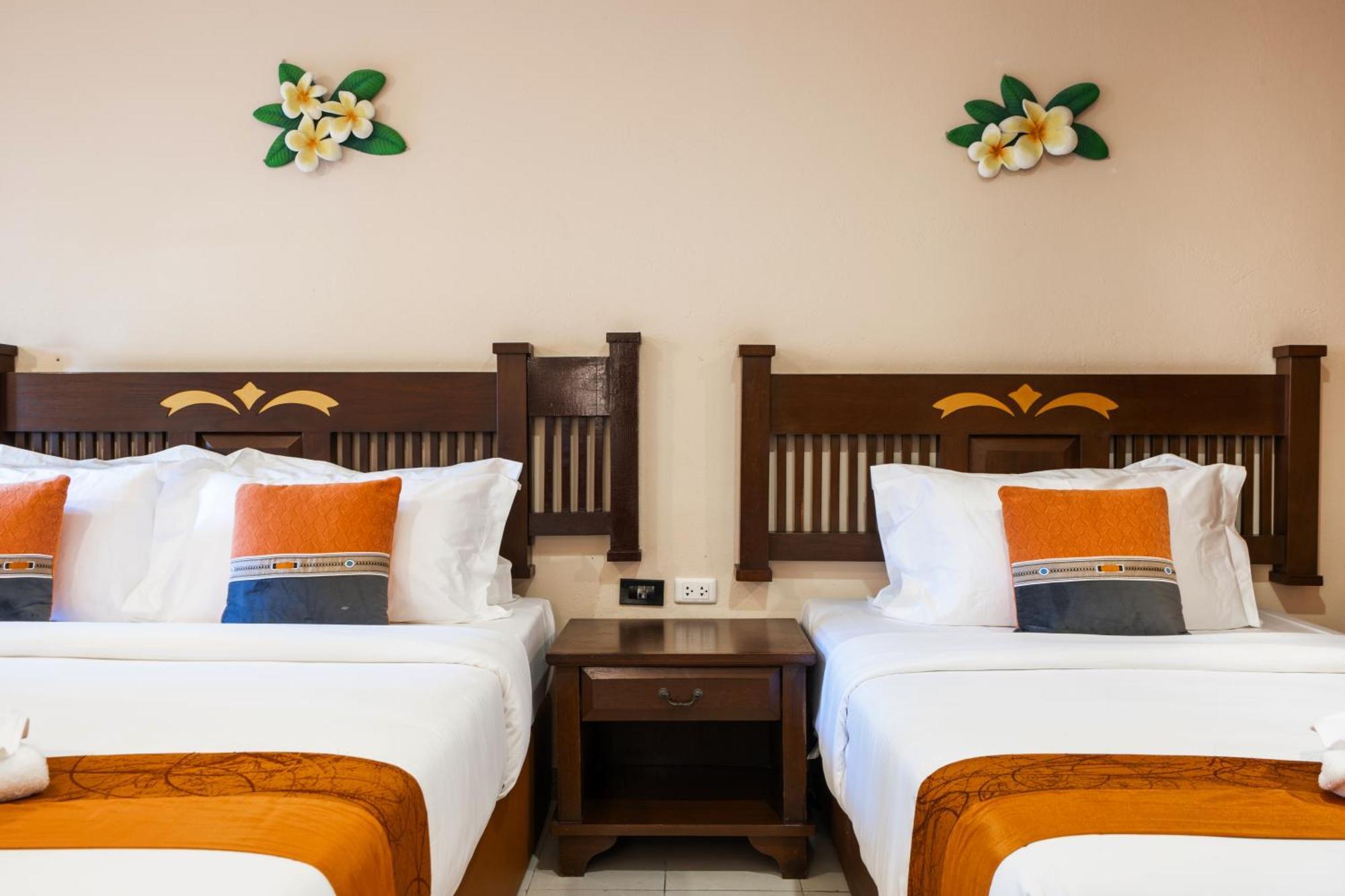 Phuket Leelavadee Hua Ting Resort Patong Buitenkant foto