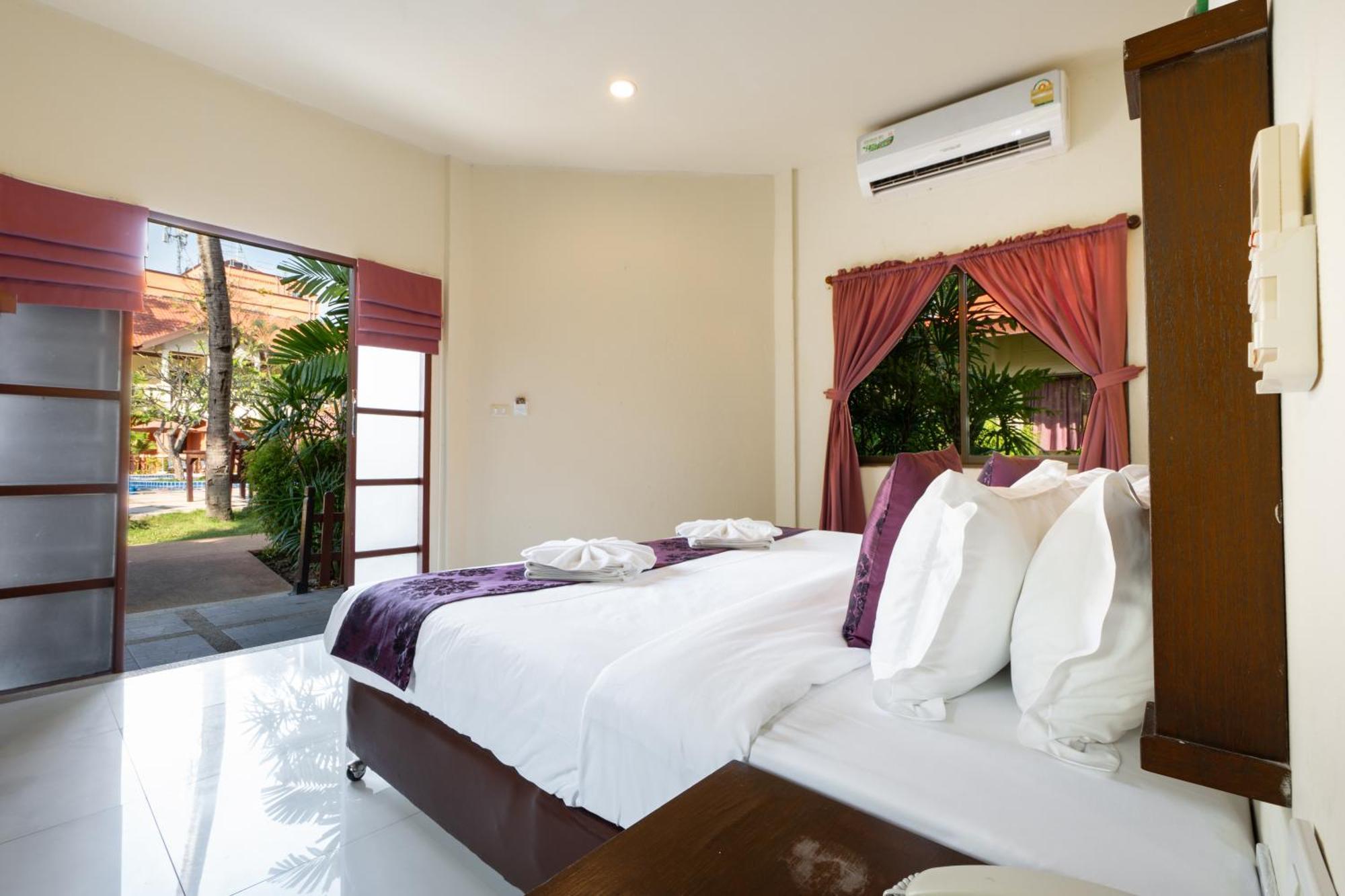 Phuket Leelavadee Hua Ting Resort Patong Buitenkant foto