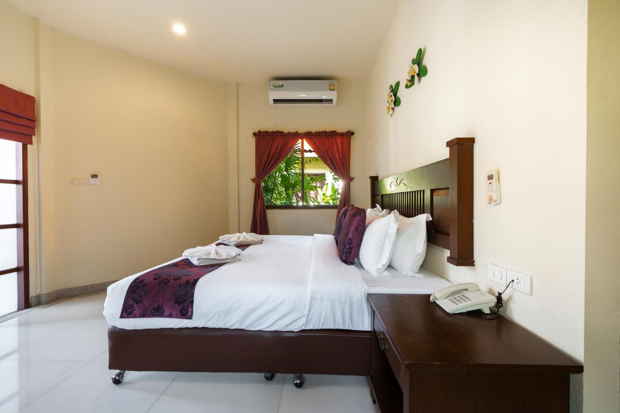 Phuket Leelavadee Hua Ting Resort Patong Buitenkant foto